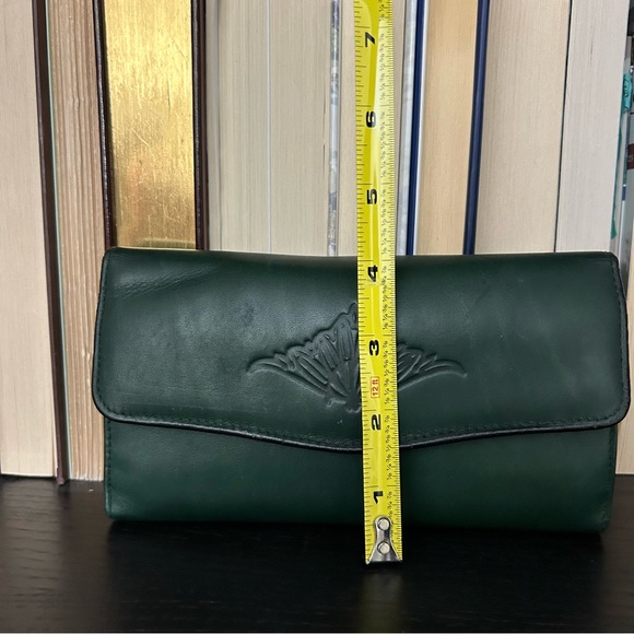 Buxton - Vintage Trifold Green Leather Wallet - Picture 15 of 16